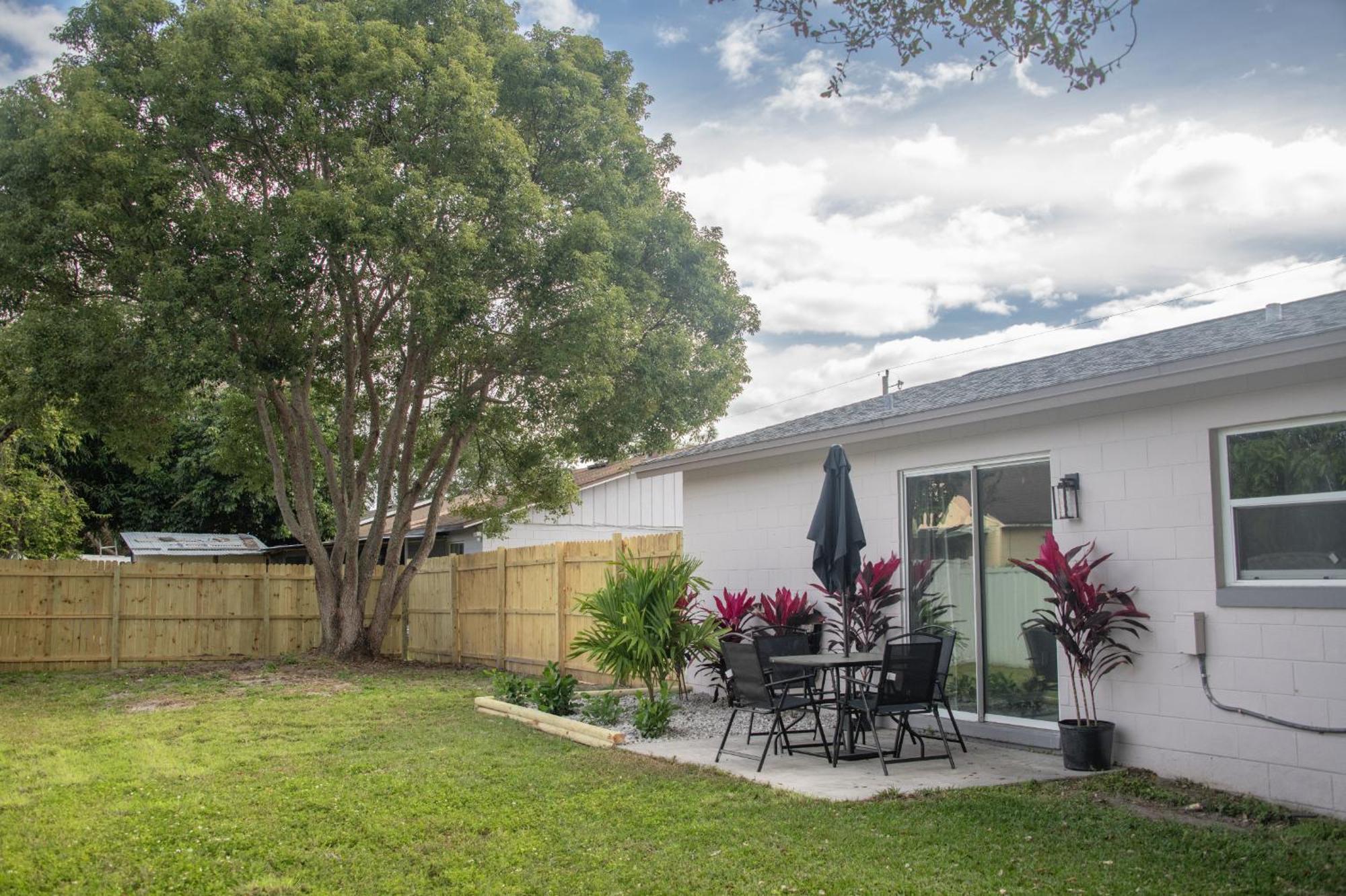 Buchanon Bungalows Orlando Exterior photo